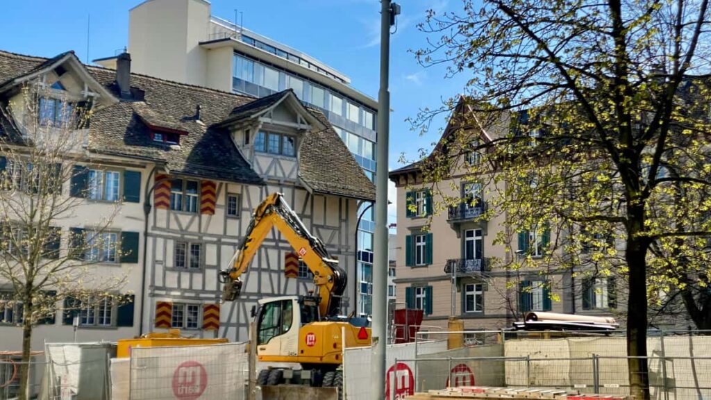 Guia practica para creadores peruanos que quieren contactar marcas de Uzbekistan en Roposo y montar sorteos de keys de videojuegos: pasos, mensajes tipo, riesgos y tacticas culturales.