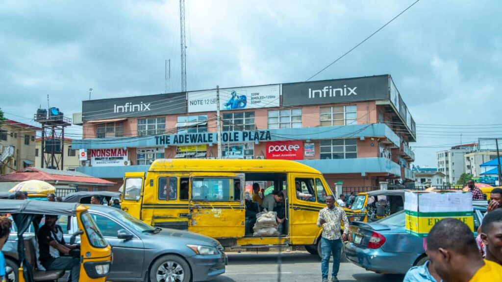 Guia practica para creadores en Peru: tacticas probadas para localizar, acercar y construir confianza con marcas vietnamitas en Lazada y cerrar acuerdos de patrocinio.