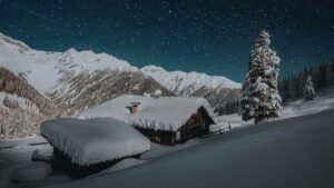 Guia practica y local para creadores desde Peru que quieren colaborar con marcas bolivianas en Instagram para giveaways: como encontrar, pitchear y cerrar tratos.