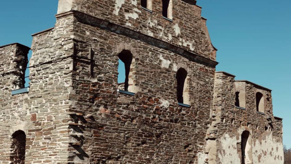 Guia practica para creadores en Peru que quieren conectar con marcas de Montenegro via Viber y solicitar muestras gratis; pasos, plantillas, riesgos y herramientas.