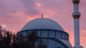 Estrategias practicas para anunciantes peruanos: localizar y colaborar con creadores venezolanos en KakaoTalk para impulsar productled growth con contenido de creador.