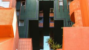 Guia practica para anunciantes en Peru: como encontrar y contratar creadores chinos en Pinterest para impulsar ofertas estacionales, con herramientas, tacticas y riesgos.